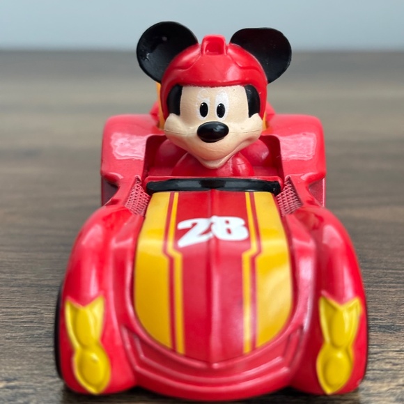 Disney Junior MICKEY MOUSES ROASTER Racer DIECAST Car Toy #28 Red Just Play - Picture 3 of 9
